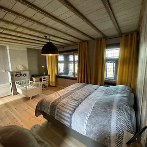 family-at-home-348.bruges-hotels.info/