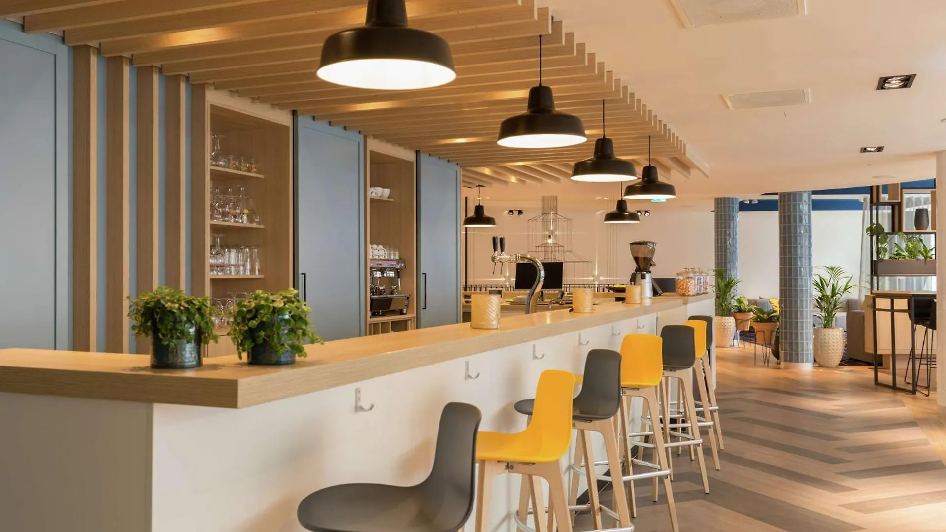 Hampton By Hilton Antwerp Central Station